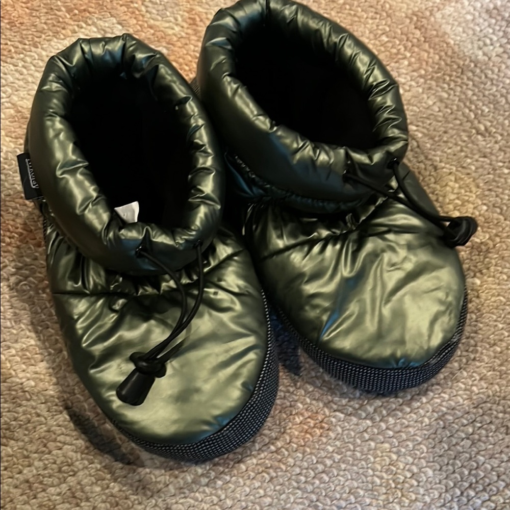 Girls Nikolay dance shoe covers